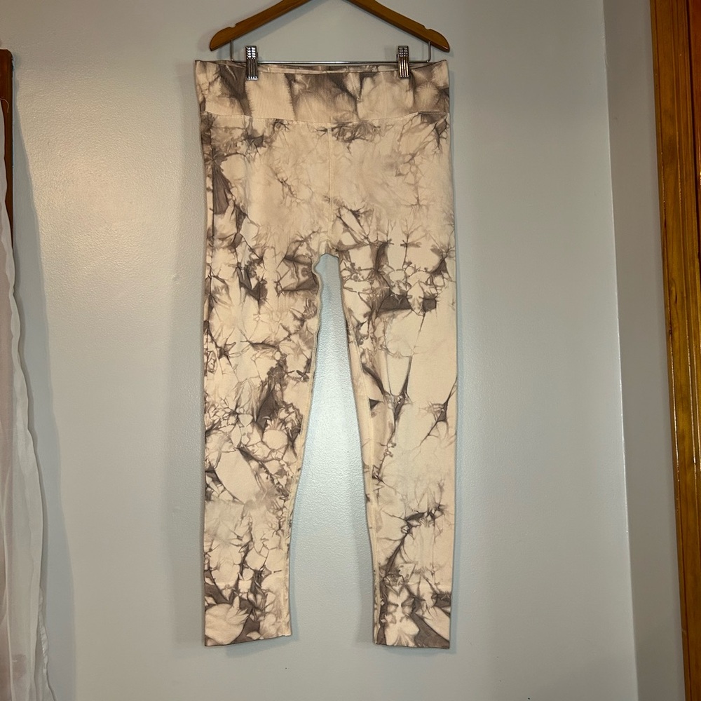 Tye Dye Capri Leggings